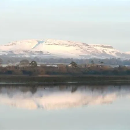 Idyllic West Of Ireland Hideaway