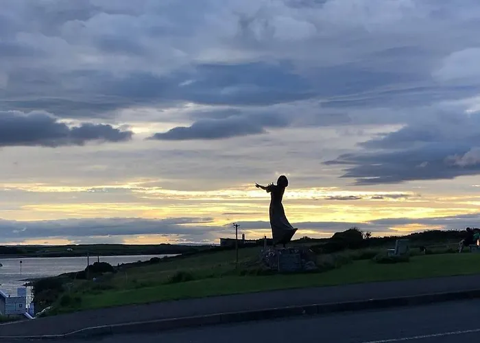 Idyllic West Of Ireland Hideaway