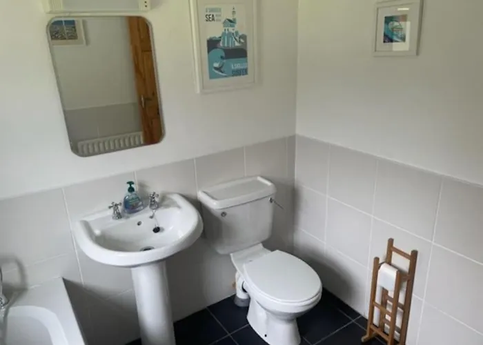 Idyllic West Of Ireland Hideaway Dromahair